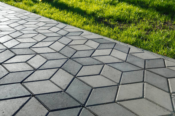Best Driveway Paving Company  in Evansdale, IA